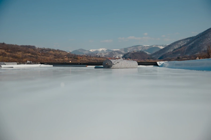 How Tpo Roofing Enhances Flat Roof Durability in Passaic, NJ